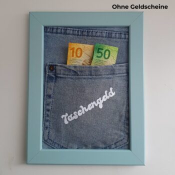 Pepp dein Geldgeschenk auf: mit unserem handgefertigten Jeans-Rahmen 'Taschengeld' in Türkis – frisch, frech und für jede Gelegenheit das perfekte Geschenk.