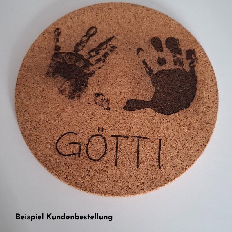 Korkuntersetzer mit Gravur Pfannenuntersetzer Geschenkidee für Götti mit Handabdruck zu Weihnachten oder Geburtstag