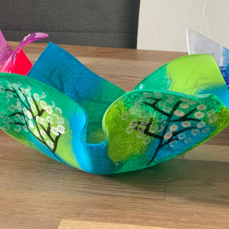 Fertig gebastelte Schale aus Acrylglas  vom Einfachschenken Bastelset Kundenrezension Bild von Google Bewertung