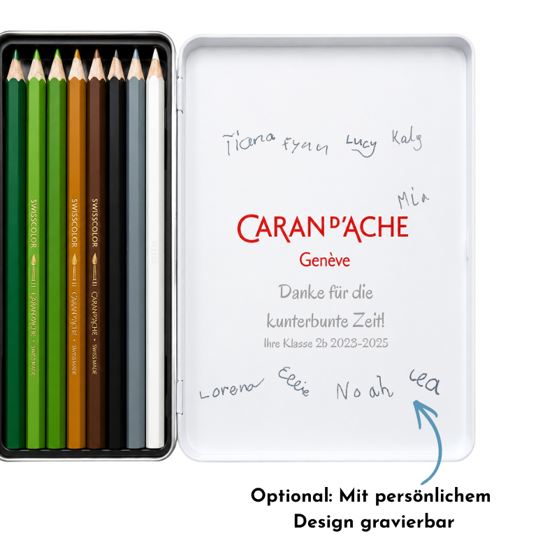 Geöffnete Caran d’Ache Swisscolor 18er Farbstiftbox mit gravierter Innenseite, persönlichem Dankestext und Kinderunterschriften.