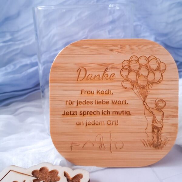 Personalisierbares Vorratsglas als Abschiedsgeschenk für Lehrerin, Heilpädagogin oder Logopädin – mit Junge oder Mädchen-Motiv & Wunschtext & Name des Kindes graviert