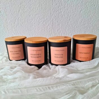 Duftkerze mit natürlichen Ölen hergestellt in der Schweiz personalisiert mit Logo oder Wunschdesign als Gravur, ideales Geschenk für Weihnachten, Wellness- und Entspannungsgeschenk, Kunden oder Mitarbeiter