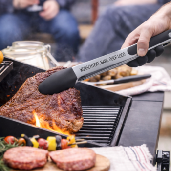 Personalisierte Grillzange aus Edelstahl mit Logo- oder Wunschtext-Gravur als Geschenkidee für Grillfans und BBQ-Liebhaber