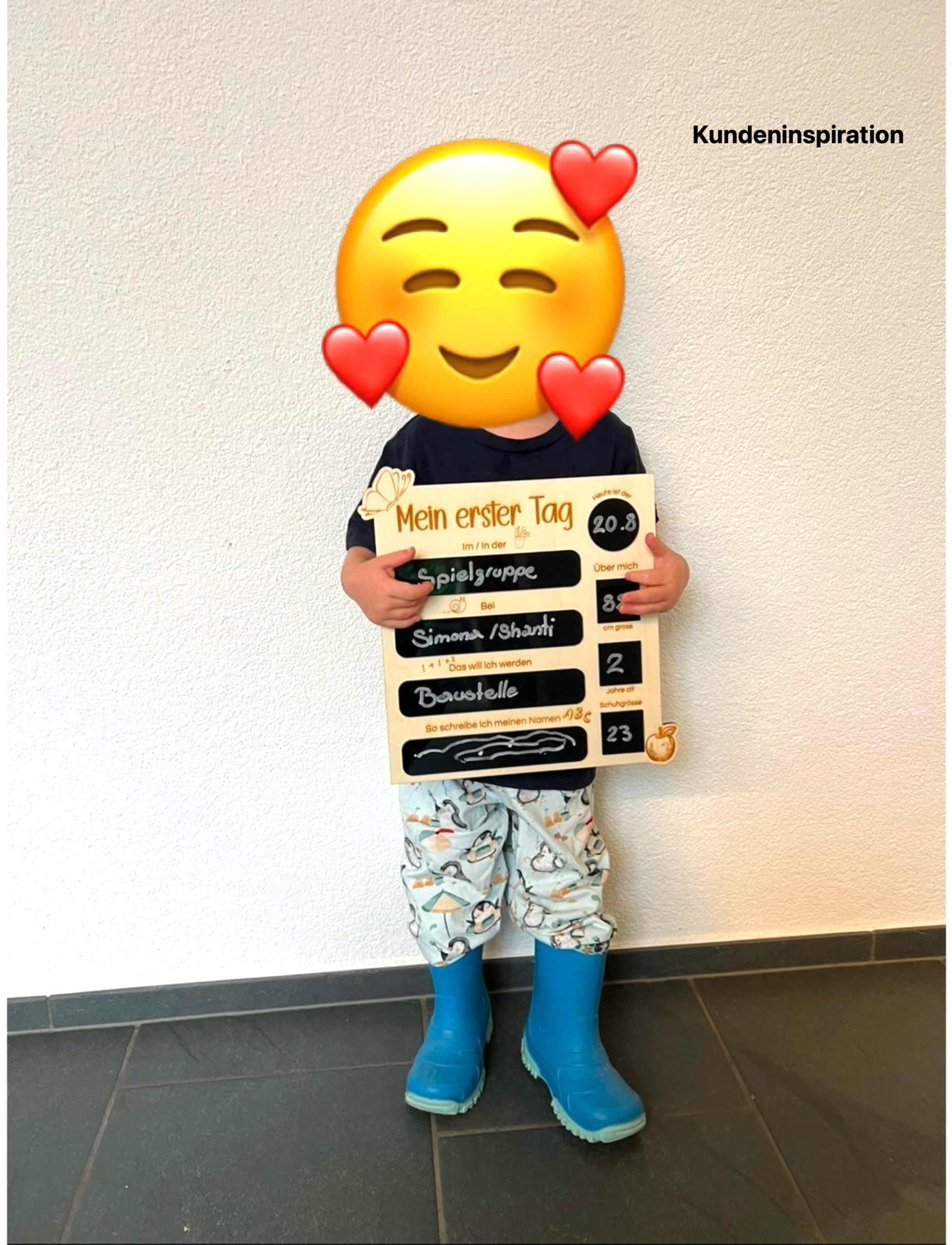 Kundeninspiration: personalisierte Einschulungstafel als Geschenk zum Schulanfang für ein Kind